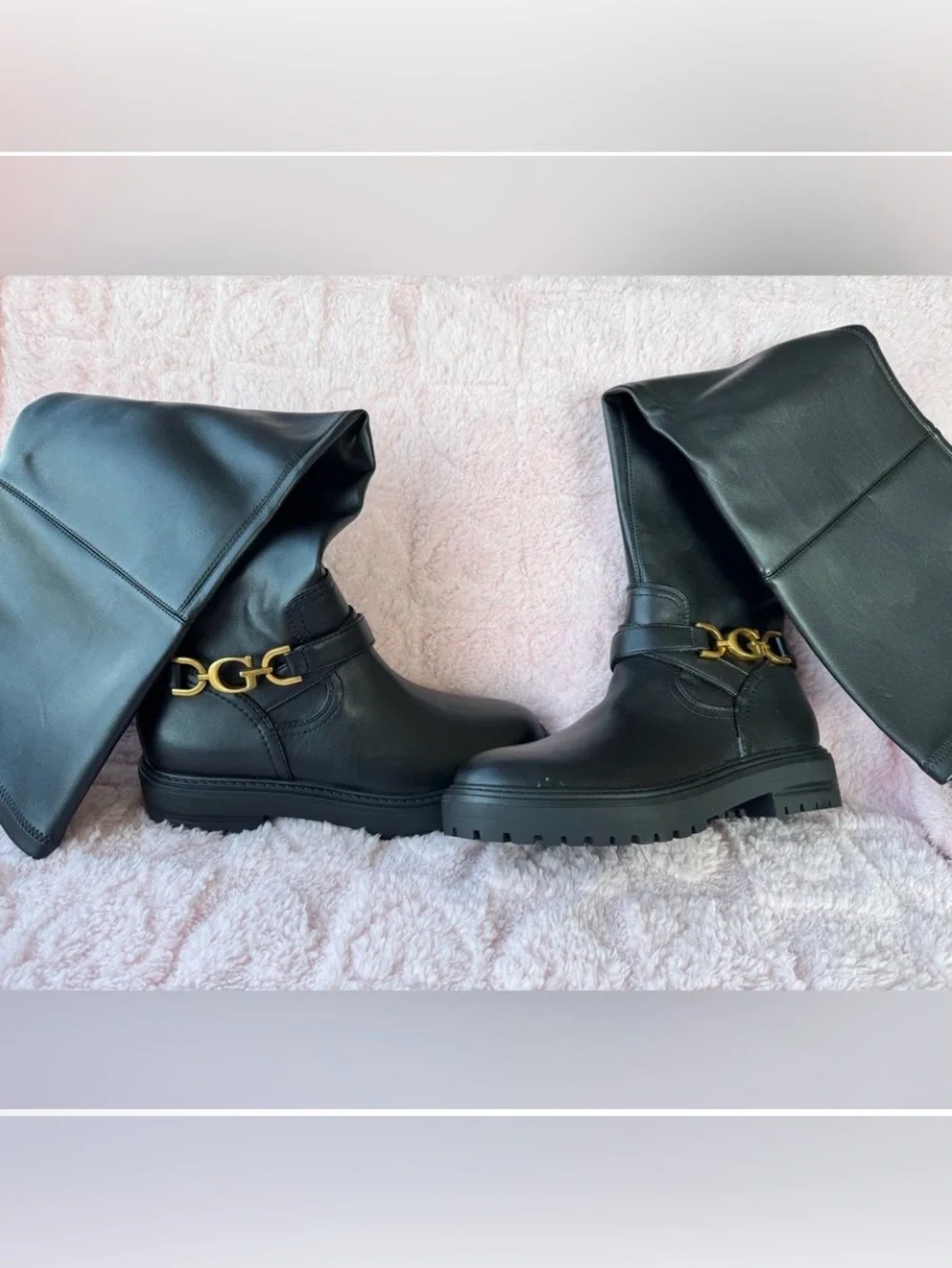 NWOT Guess Jellio Black Over-the-Knee Lug Sole Boots Size 7